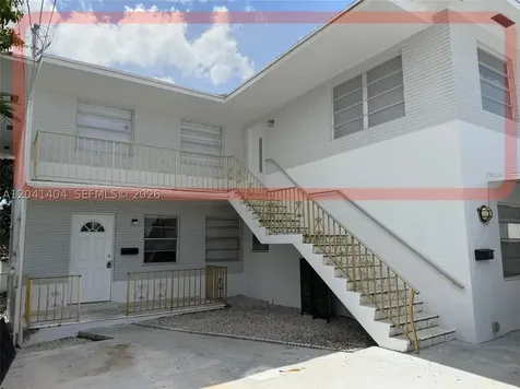913 NW 22nd Place Miami FL 33125