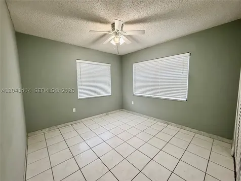 913 NW 22nd Place Miami FL 33125