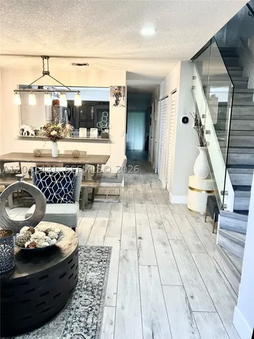 9835 Riverside Drive Coral Springs FL 33071
