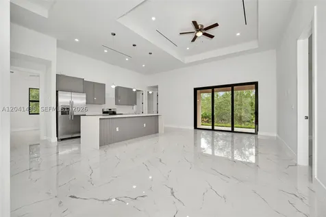 3207 E 10th Street Lehigh Acres FL 33972