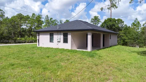 3207 E 10th Street Lehigh Acres FL 33972