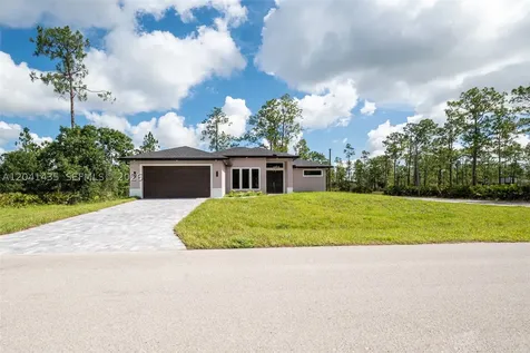 3207 E 10th Street Lehigh Acres FL 33972
