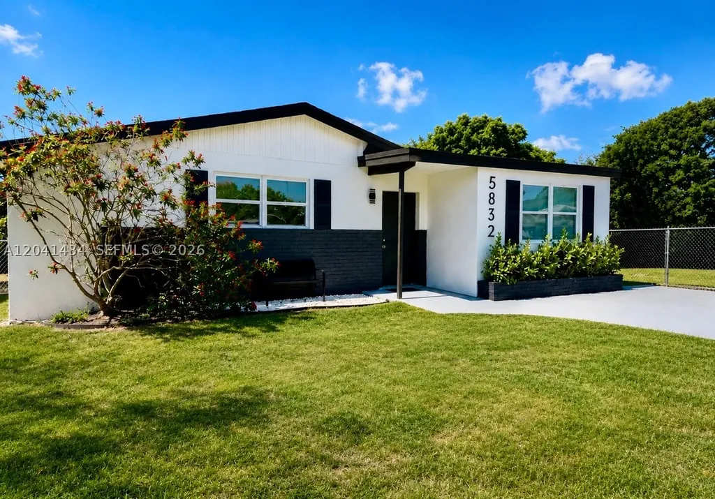 5832 Wiley Street Hollywood FL 33023