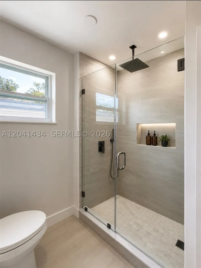5832 Wiley Street Hollywood FL 33023
