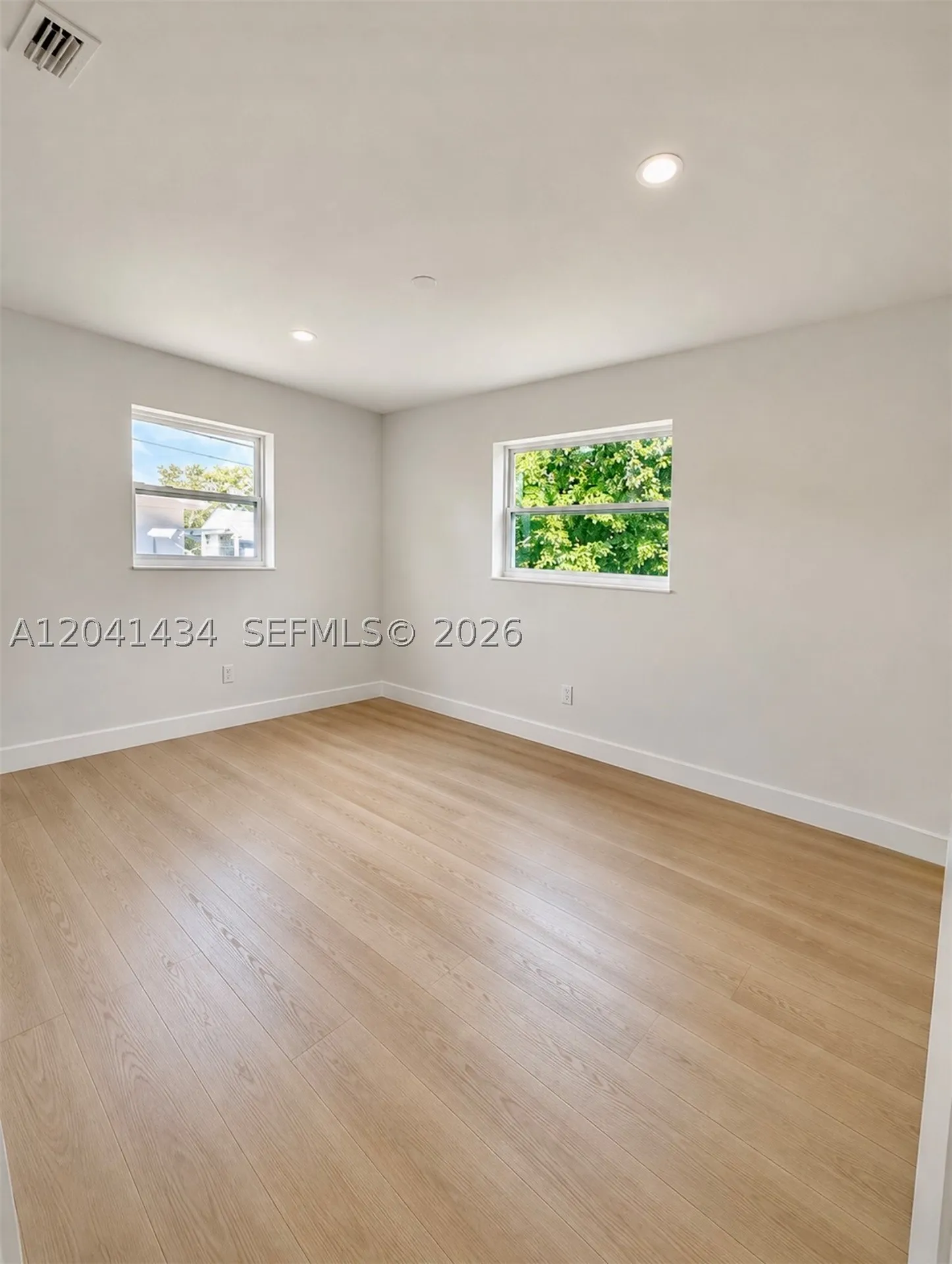 5832 Wiley Street Hollywood FL 33023