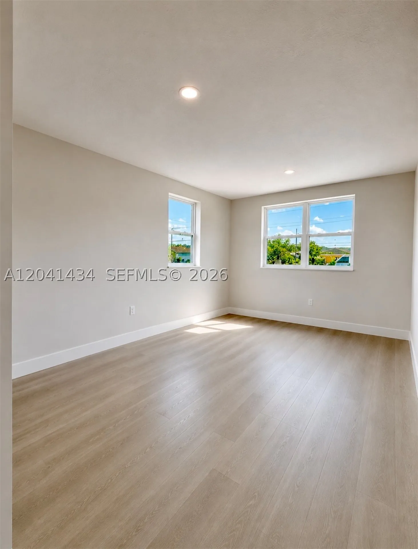5832 Wiley Street Hollywood FL 33023