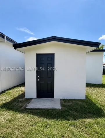 5832 Wiley Street Hollywood FL 33023