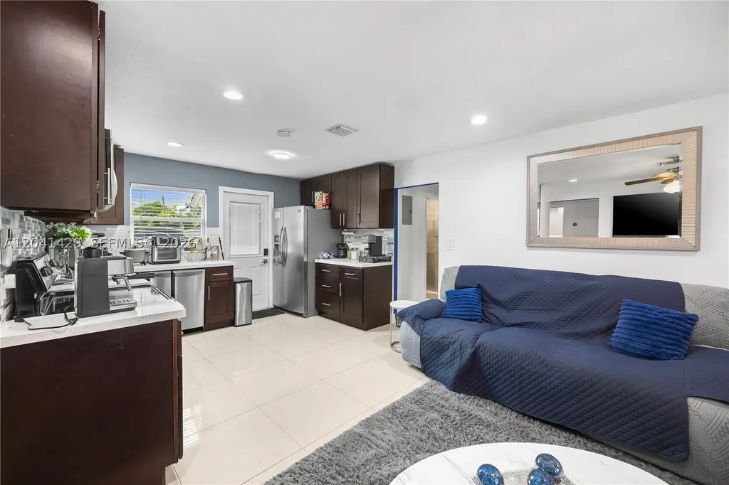 1610 S 22nd Avenue Hollywood FL 33020