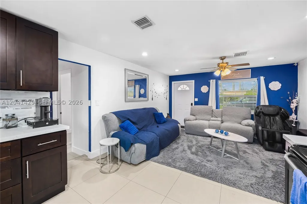1610 S 22nd Avenue Hollywood FL 33020