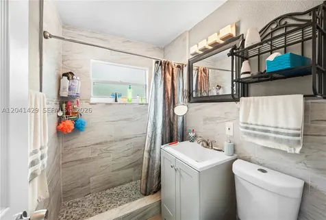 1610 S 22nd Avenue Hollywood FL 33020