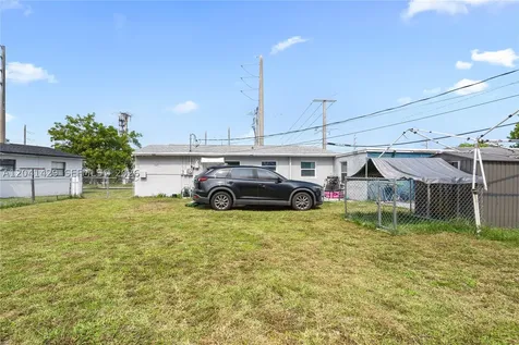 1610 S 22nd Avenue Hollywood FL 33020