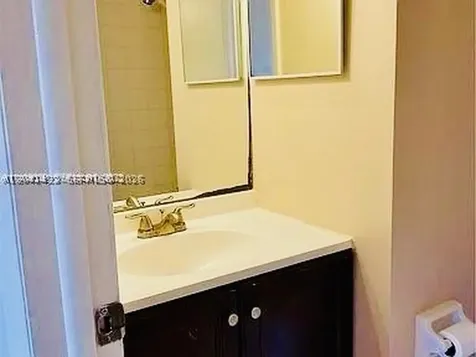 246 Riviera Circle Weston FL 33326