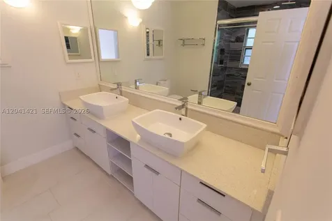 2919 Virginia Street Miami FL 33133