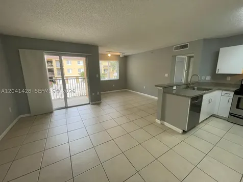 761 N Pine Island Road Plantation FL 33324
