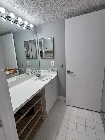761 N Pine Island Road Plantation FL 33324