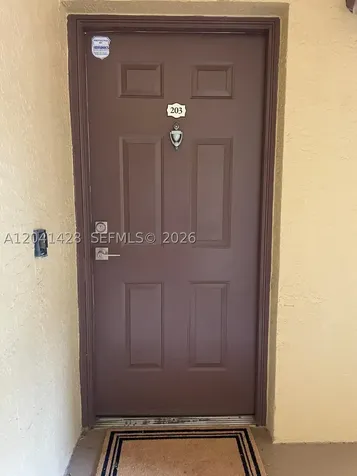 761 N Pine Island Road Plantation FL 33324