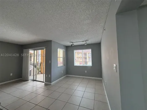 761 N Pine Island Road Plantation FL 33324
