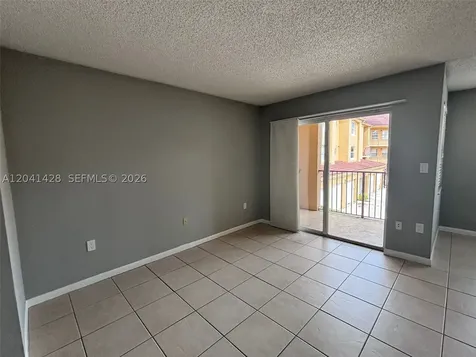 761 N Pine Island Road Plantation FL 33324