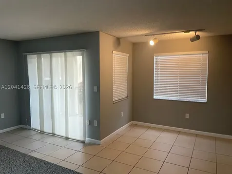 761 N Pine Island Road Plantation FL 33324