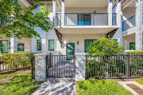 4856 NW 83rd Parkway Doral FL 33166