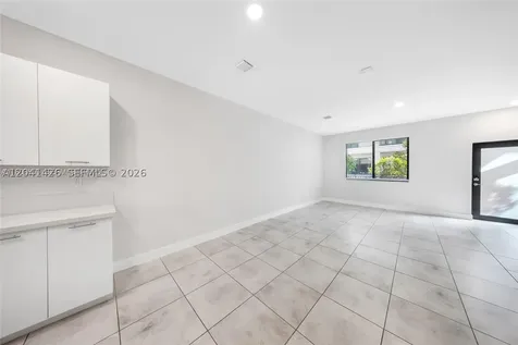 4856 NW 83rd Parkway Doral FL 33166