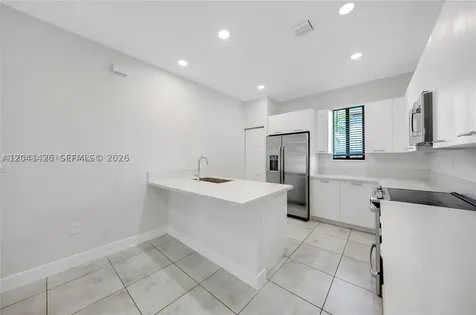 4856 NW 83rd Parkway Doral FL 33166