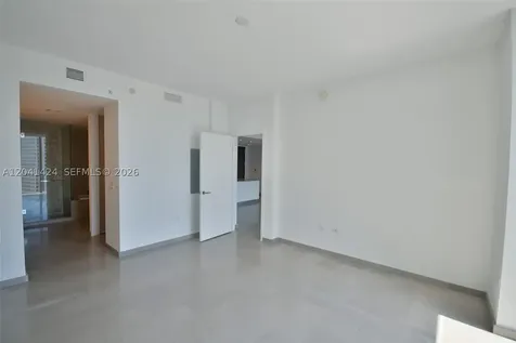 88 SW 7th Street Miami FL 33130