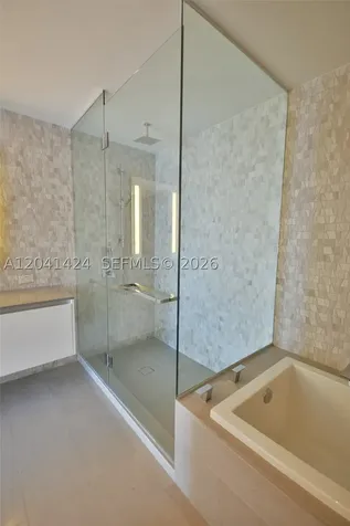 88 SW 7th Street Miami FL 33130