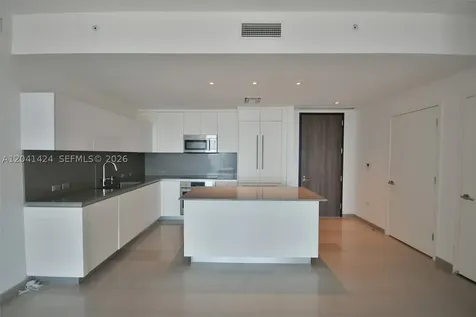88 SW 7th Street Miami FL 33130