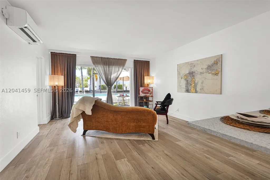 1790 E Las Olas Boulevard Fort Lauderdale FL 33301