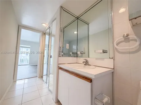 200 Galen Drive Key Biscayne FL 33149