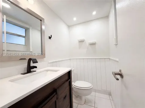 200 Galen Drive Key Biscayne FL 33149