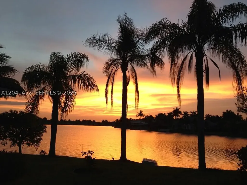 10431 NW 48th Manor Coral Springs FL 33076