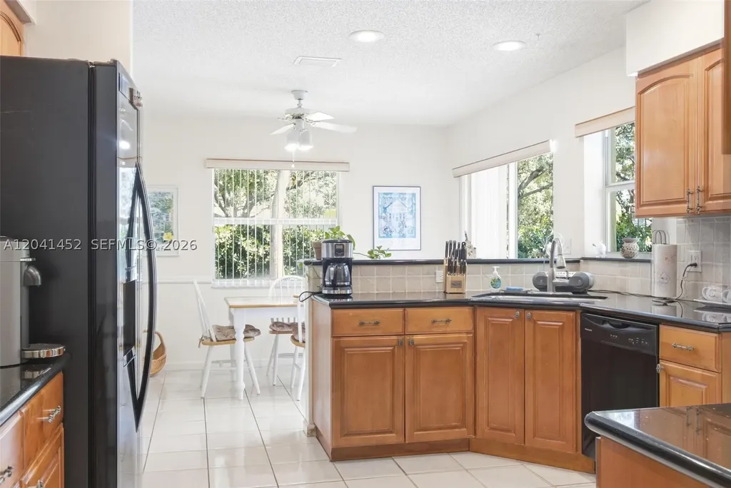 10431 NW 48th Manor Coral Springs FL 33076