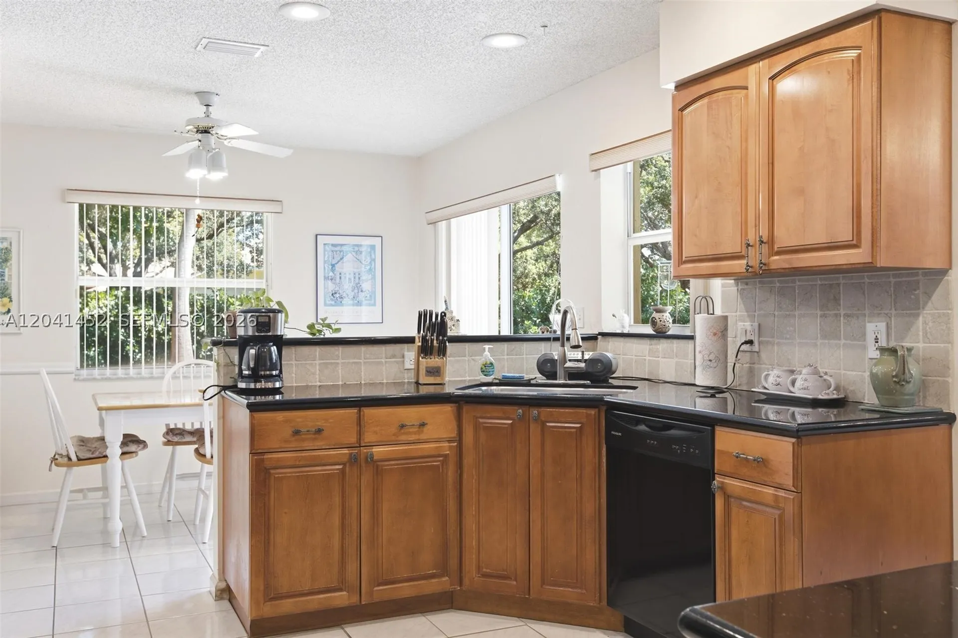 10431 NW 48th Manor Coral Springs FL 33076