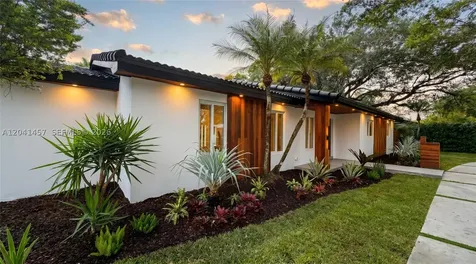 15321 SW 82nd Avenue Palmetto Bay FL 33157