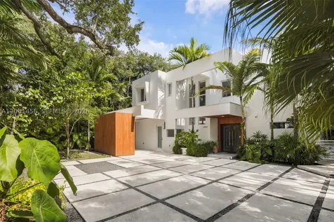 3901 Kumquat Avenue Miami FL 33133