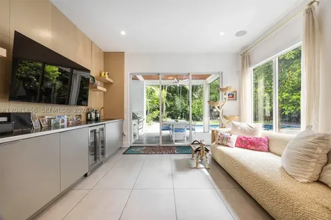 3901 Kumquat Avenue Miami FL 33133