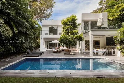 3901 Kumquat Avenue Miami FL 33133