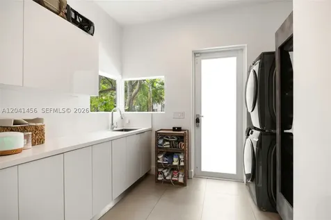 3901 Kumquat Avenue Miami FL 33133