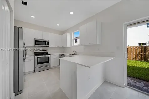 12620 NW 23rd Place Miami FL 33167