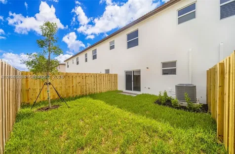 12620 NW 23rd Place Miami FL 33167