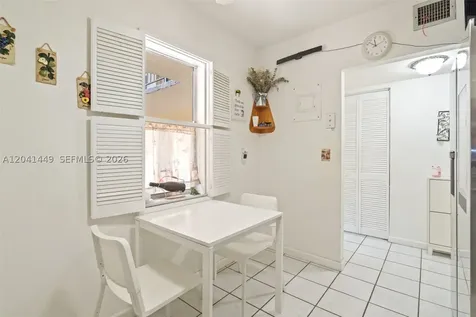 2871 Somerset Drive Lauderdale Lakes FL 33311