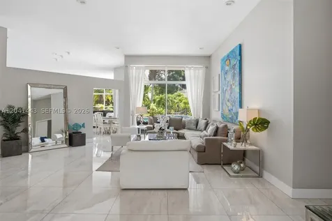 241 Fairmont Way Weston FL 33326