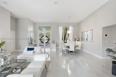 241 Fairmont Way Weston FL 33326