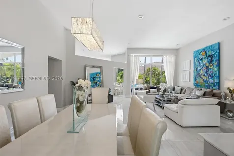 241 Fairmont Way Weston FL 33326