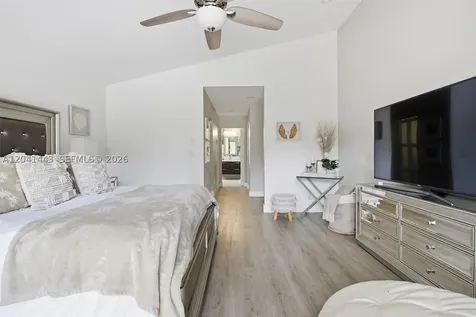 241 Fairmont Way Weston FL 33326