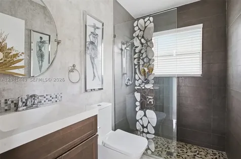 241 Fairmont Way Weston FL 33326