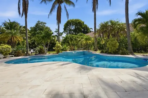 241 Fairmont Way Weston FL 33326