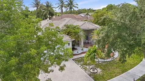 241 Fairmont Way Weston FL 33326